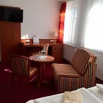 Szálloda Landgasthof Zur Tanne Waltershausen