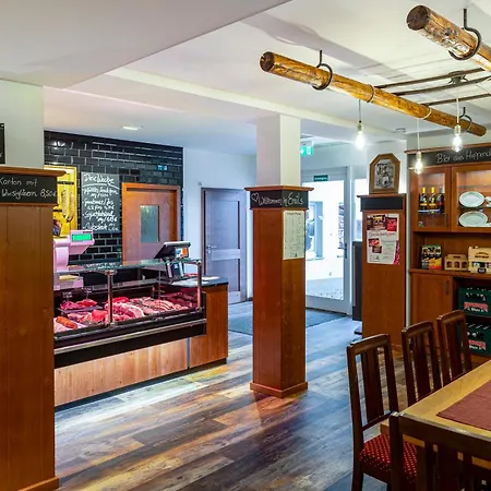 Hotel Landgasthof Zur Tanne 2*