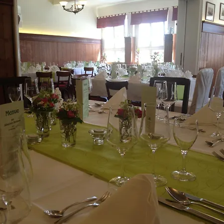Hotel Landgasthof Zur Tanne 3*