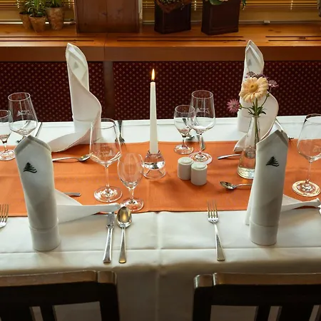 Landgasthof Zur Tanne Hotel Waltershausen