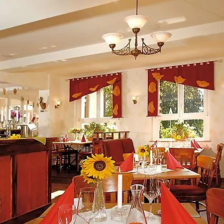 Hotel Landgasthof Zur Tanne 3*
