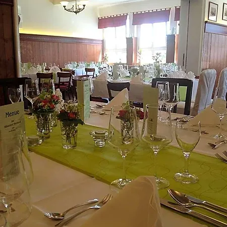 Hotel Landgasthof Zur Tanne 3*