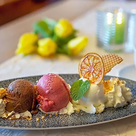 Hotel Landgasthof Zur Tanne 3*