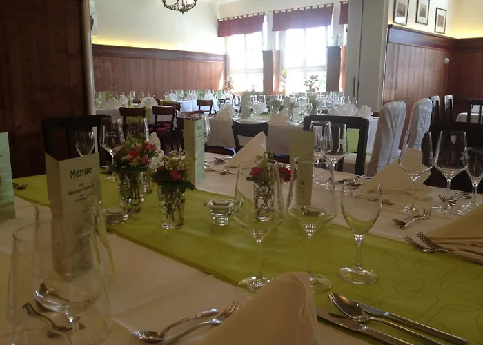 Hotel Landgasthof Zur Tanne 2*